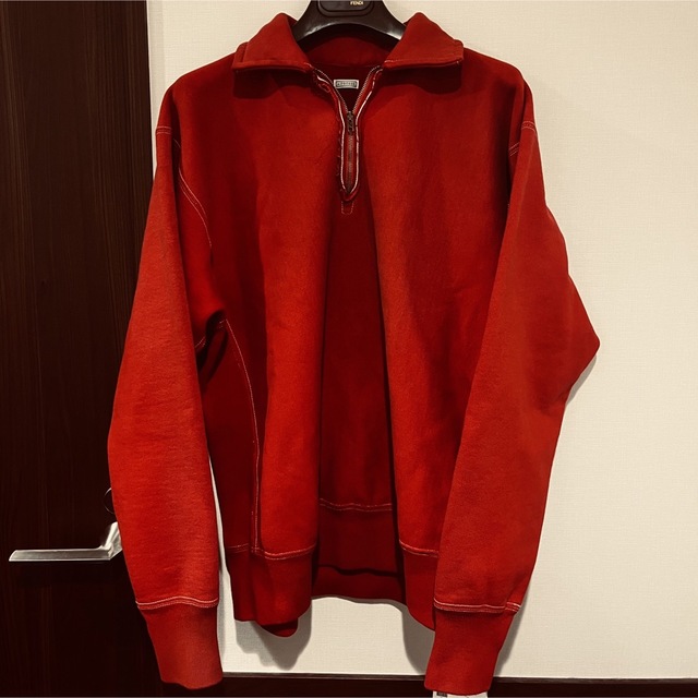 COMOLI(コモリ)のA.PRESSE Vintage Half Zip Sweatshirt RED メンズのトップス(スウェット)の商品写真