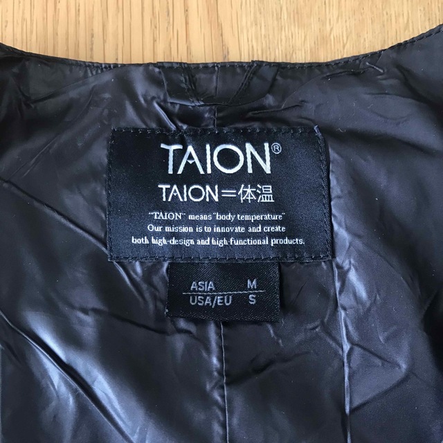 TAION(タイオン)の【新品】TAION タイオン ダウン ベスト メンズ  M メンズのジャケット/アウター(ダウンベスト)の商品写真