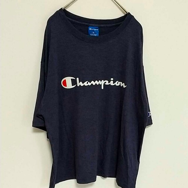 Champion(チャンピオン)のチャンピオン　champion　tシャツ　半袖 紫　パープル　ビッグロゴ メンズのトップス(Tシャツ/カットソー(半袖/袖なし))の商品写真