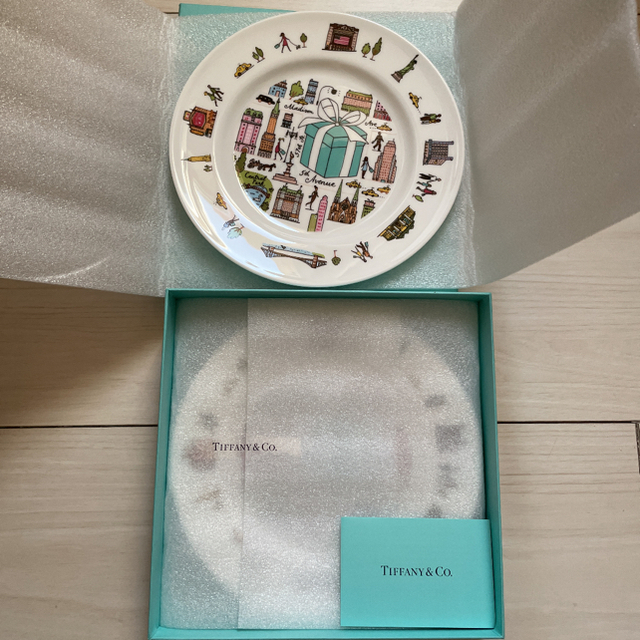 新品 未使用 ティファニー 5thアベニュー プレート 2枚 Tiffany