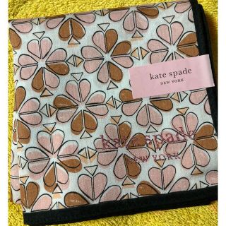 ケイトスペードニューヨーク(kate spade new york)のケイトスペード　ハンカチ　クローバー柄p(ハンカチ)