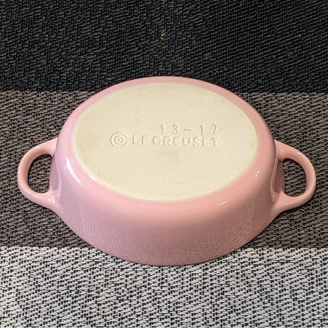 LE CREUSET(ルクルーゼ)の【最終値下げ】おまけ付き ル・クルーゼ　ミニ・オーバル ココット インテリア/住まい/日用品のキッチン/食器(食器)の商品写真