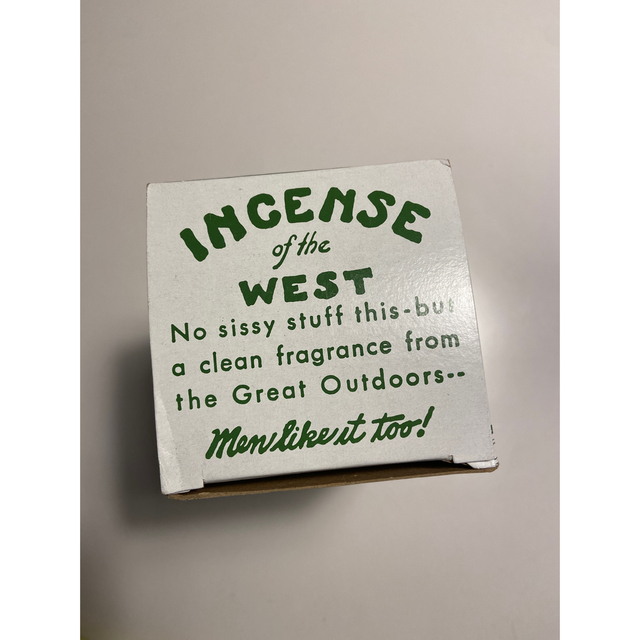 Urban Outfitters(アーバンアウトフィッターズ)の新品 incense of the west log cabin お香 コスメ/美容のリラクゼーション(お香/香炉)の商品写真