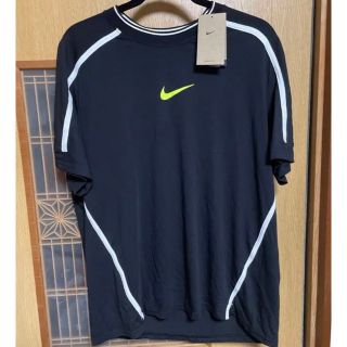 ナイキ(NIKE)のナイキ　NIKE 半袖　tシャツ トレーニング　新品未使用　フィットネス　筋トレ(Tシャツ/カットソー(半袖/袖なし))