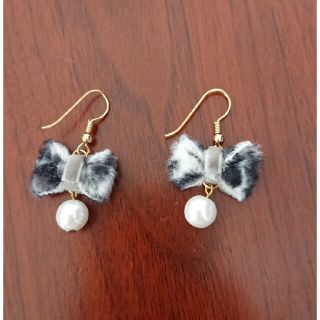 ピアス(ピアス)