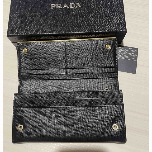 PRADA(プラダ)のPRADA長財布　黒　SAFFIANONETAL レディースのファッション小物(財布)の商品写真