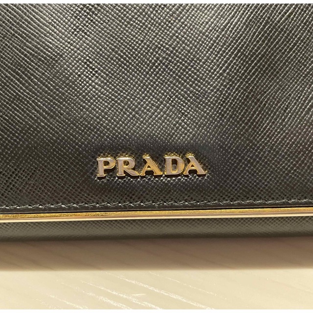 PRADA(プラダ)のPRADA長財布　黒　SAFFIANONETAL レディースのファッション小物(財布)の商品写真