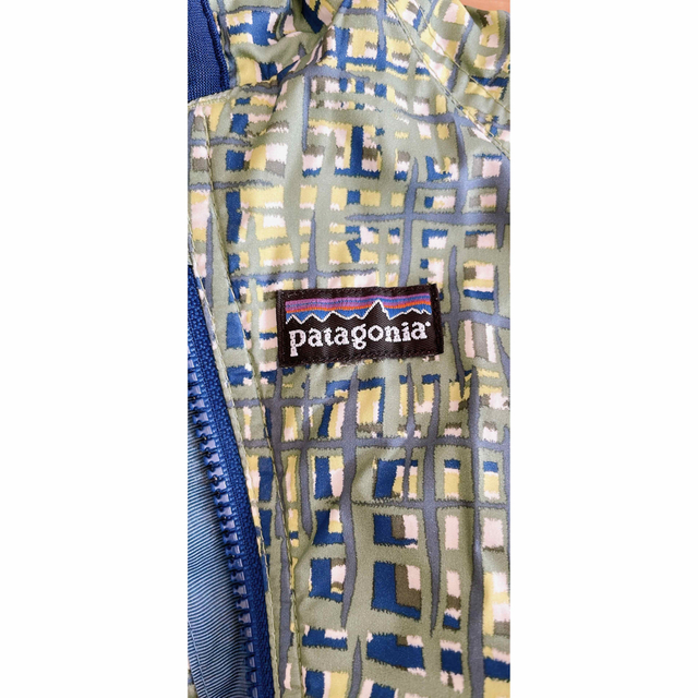 patagonia(パタゴニア)のパタゴニア　ベビー　ジャンプスーツ　リバーシブル キッズ/ベビー/マタニティのベビー服(~85cm)(ジャケット/コート)の商品写真