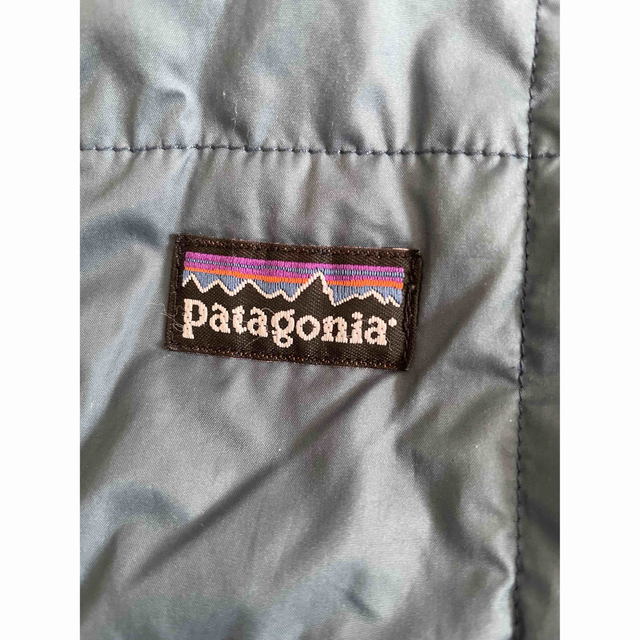 patagonia(パタゴニア)のパタゴニア　ベビー　ジャンプスーツ　リバーシブル キッズ/ベビー/マタニティのベビー服(~85cm)(ジャケット/コート)の商品写真