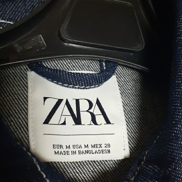 ZARA(ザラ)のZARA希少最終価格！即決なければ早急に処分だします。本日削除終了 レディースのジャケット/アウター(Gジャン/デニムジャケット)の商品写真