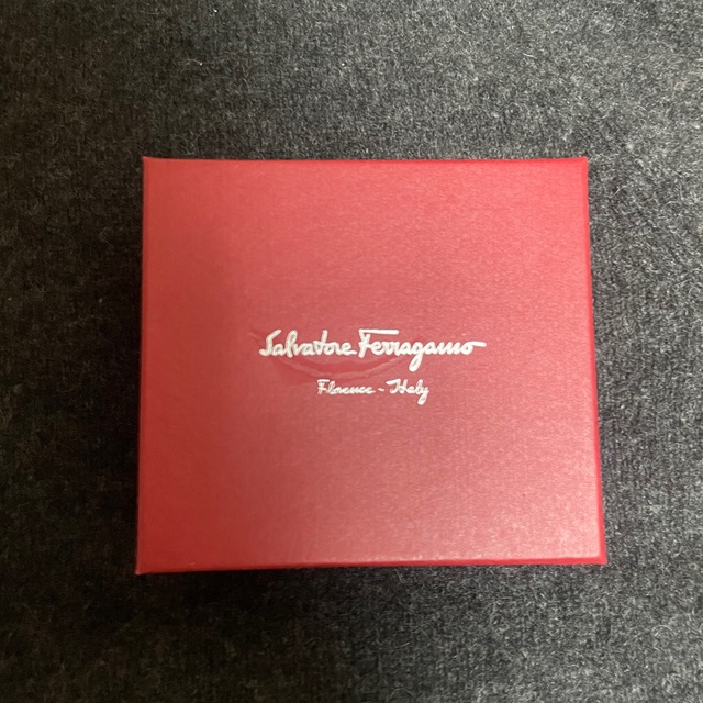 Salvatore Ferragamo(サルヴァトーレフェラガモ)のフェラガモ　ブレスレット レディースのアクセサリー(ブレスレット/バングル)の商品写真