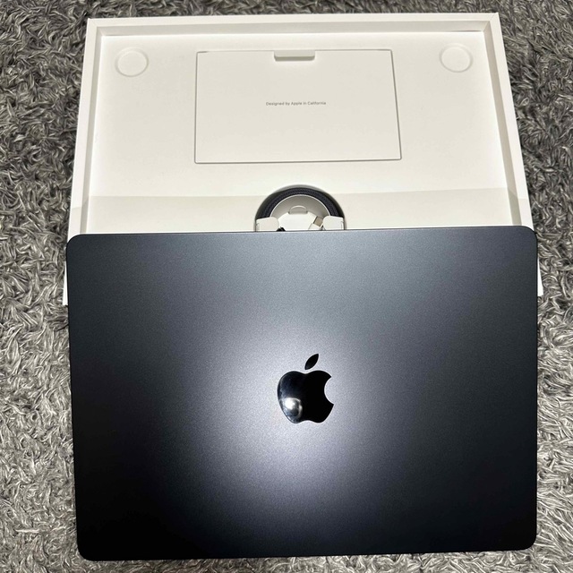 MacBook Air m2 ミッドナイトのサムネイル