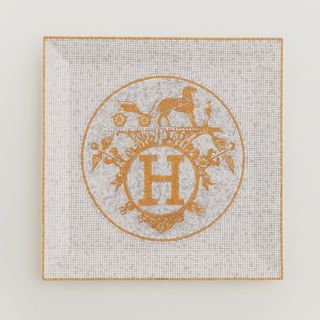 エルメス(Hermes)の【新品・未使用品】エルメス モザイクヴァンキャトル プレート 正方形 ゴールド(食器)