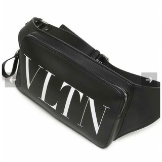 VALENTINO VLTN ショルダーバッグ WY2B0943WJW