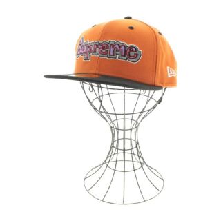 シュプリーム(Supreme)のSupreme シュプリーム キャップ 7.375 オレンジx黒 【古着】【中古】(キャップ)