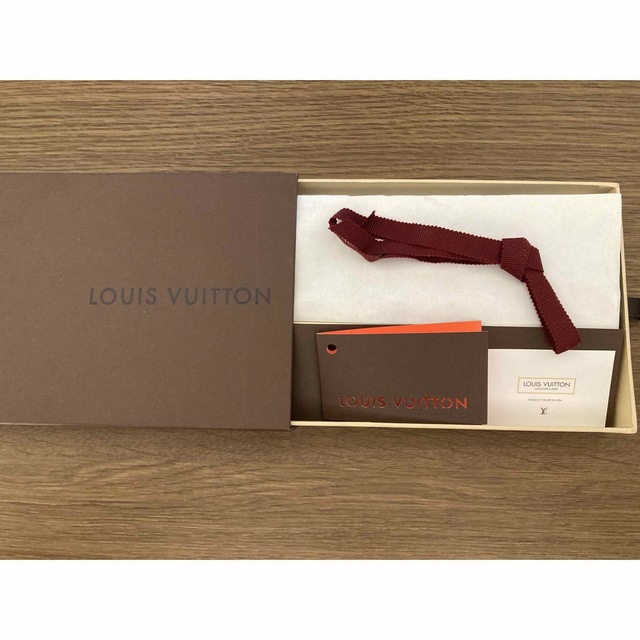 LOUIS VUITTON(ルイヴィトン)の【Dee様専用】新品未使用　LOUIS VUITTON  ネクタイ　 メンズのファッション小物(ネクタイ)の商品写真