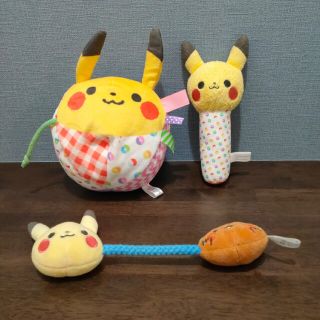 ポケモン(ポケモン)のmonpoke（モンポケ、ポケモン）ガラガラなど(がらがら/ラトル)