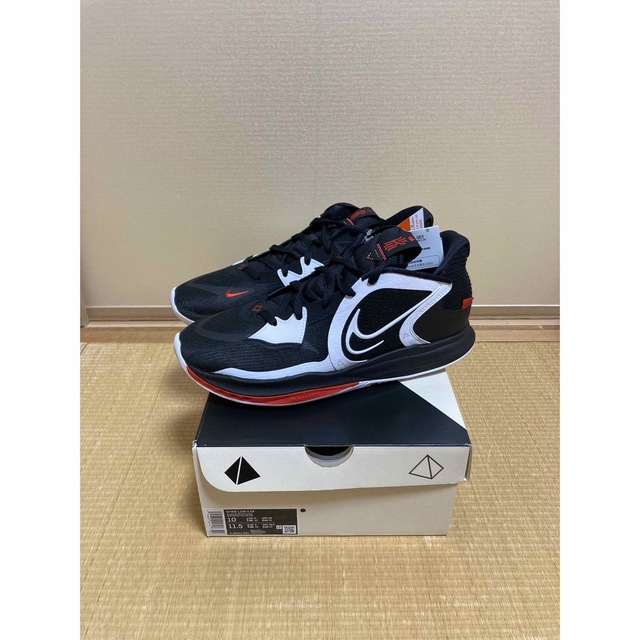 期間限定特価!☆メーカー価格より60%OFF!☆ 新品未使用 28cm Nike