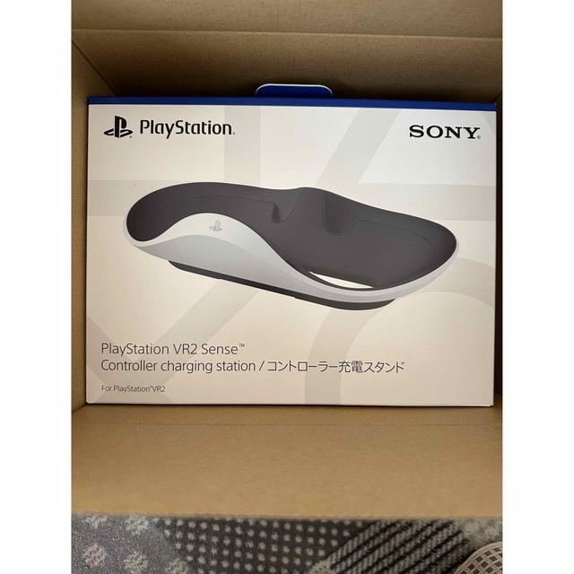 SONY(ソニー)のPlayStation VR2 Sense コントローラー充電スタンド エンタメ/ホビーのゲームソフト/ゲーム機本体(家庭用ゲーム機本体)の商品写真