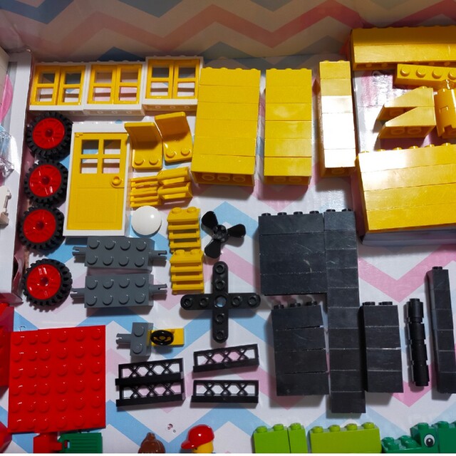 Lego(レゴ)の中古ブロックのみ洗浄済　レゴ　LEGO 7615 基本セット　青いバケツ キッズ/ベビー/マタニティのおもちゃ(積み木/ブロック)の商品写真