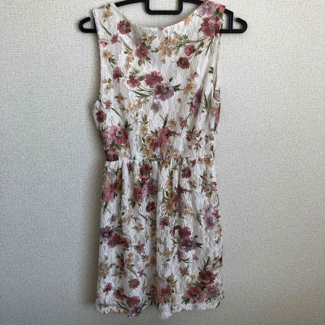 FOREVER 21(フォーエバートゥエンティーワン)のワンピース レディースのフォーマル/ドレス(ミディアムドレス)の商品写真