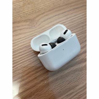 アップル(Apple)のAirPods Pro(ヘッドフォン/イヤフォン)