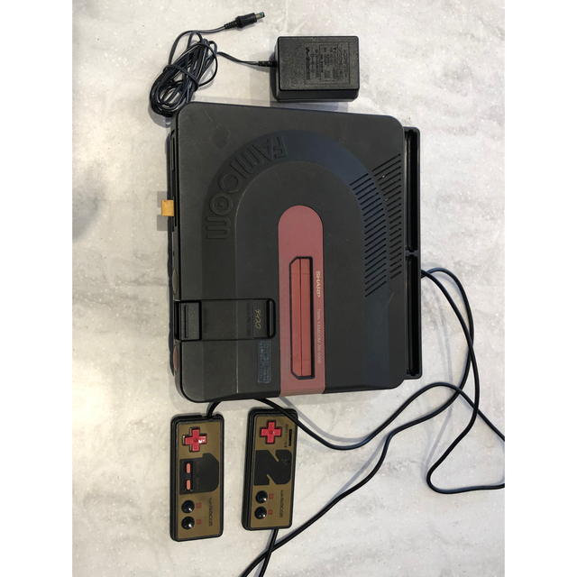 ツインファミコンSHARP製　【ジャンク品】