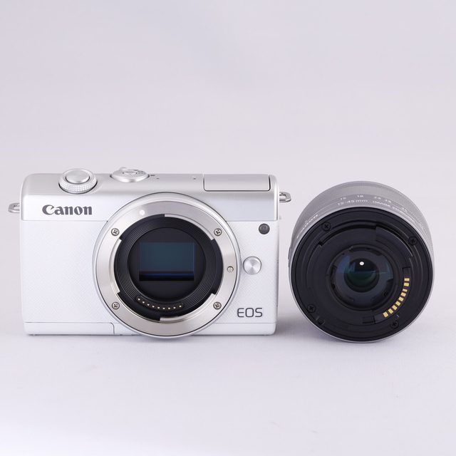 Canon(キヤノン)の★自信あり★極上美品★キヤノンEOS M200★人気のミラーレス スマホ/家電/カメラのカメラ(ミラーレス一眼)の商品写真