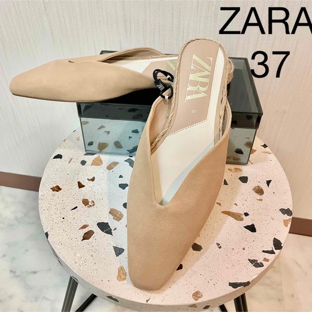 ZARA(ザラ)のZARA スウェード　ベージュ　エスパドリーユサンダル　37 レディースの靴/シューズ(サンダル)の商品写真