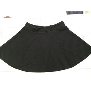 エイチアンドエム(H&M)のH&M ブラックキルティング風スカート(ミニスカート)