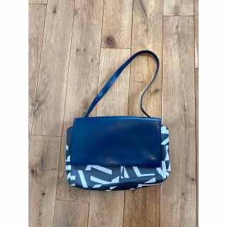 JIL SANDER NAVY(ショルダーバッグ)のフリマアイテム一覧 JIL SANDER NAVY(ショルダーバッグ)のフリマアイテム一覧