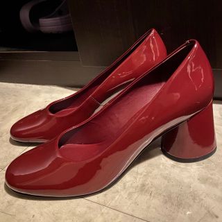 チャールズアンドキース(Charles and Keith)の赤　チャールズアンドキース　靴　シリンダーヒール パンプス Burgundy (ハイヒール/パンプス)