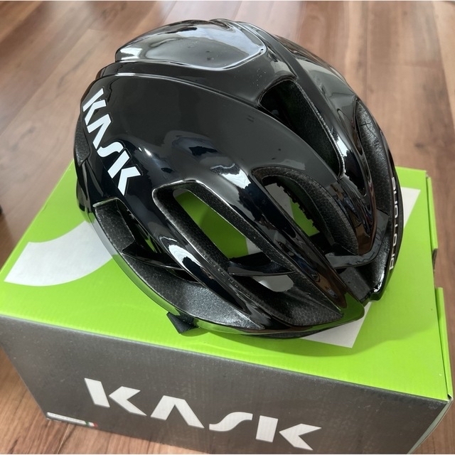 GIRO(ジロ)の新品未使用: KASK PROTONE ブラック サイズL ヘルメット 自動車/バイクのバイク(ヘルメット/シールド)の商品写真