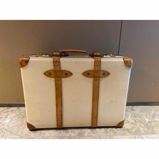GLOBE-TROTTER(スーツケース/キャリーバッグ)のフリマアイテム一覧 GLOBE-TROTTER(スーツケース/キャリーバッグ)のフリマアイテム一覧
