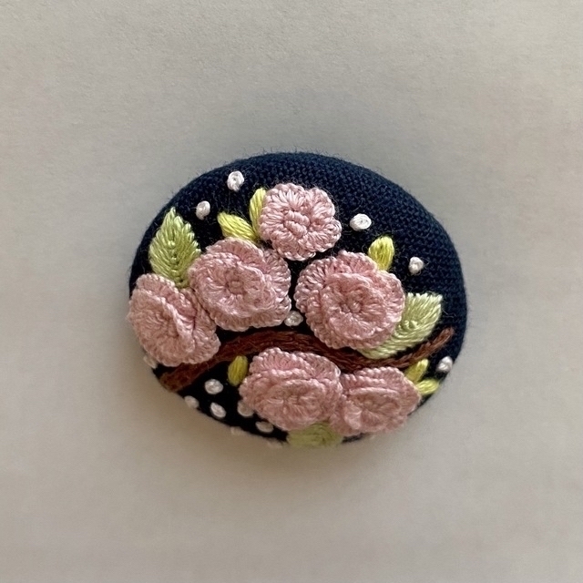 ハンドメイド 八重桜の刺繍ブローチ No.25 5