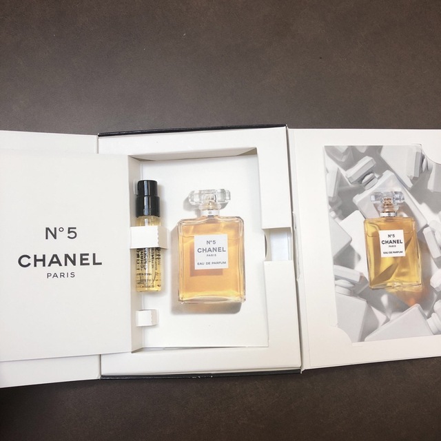 CHANEL(シャネル)のCHANEL シャネル 試供品9点 セット  コスメ/美容のキット/セット(サンプル/トライアルキット)の商品写真