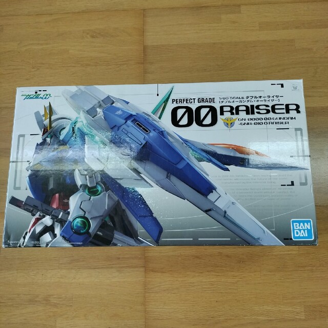 PG 1/60機動戦士ガンダムOO ダブルオーライザー バンダイ 新しい到着