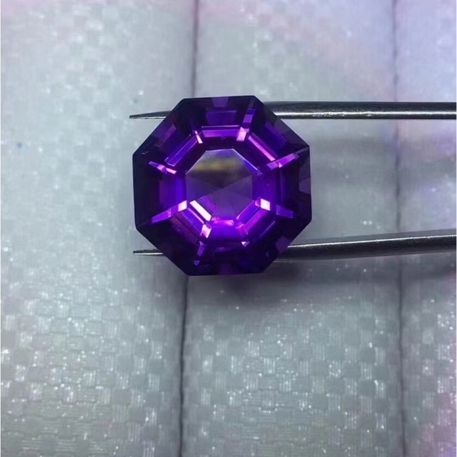 天然】アメジスト ルース 18ct-