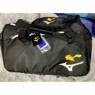 ミズノ(MIZUNO)のMIZUNO ピカチュウ　ボストンバッグ(ボストンバッグ)