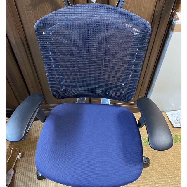 良品✨ オカムラ バロンチェア JOIFA308 ローバック 肘置き ブラック 良品✨ オカムラ バロンチェア JOIFA308 ローバック 肘置き ブラック