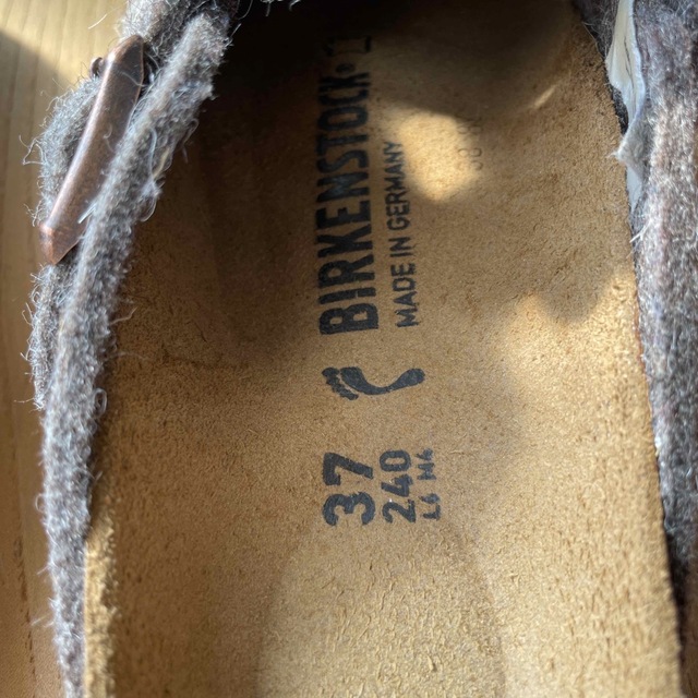 BIRKENSTOCK(ビルケンシュトック)の【美品】BIRKENSTOCK ビルケンシュトック　サイズ37（24.0） レディースの靴/シューズ(サンダル)の商品写真