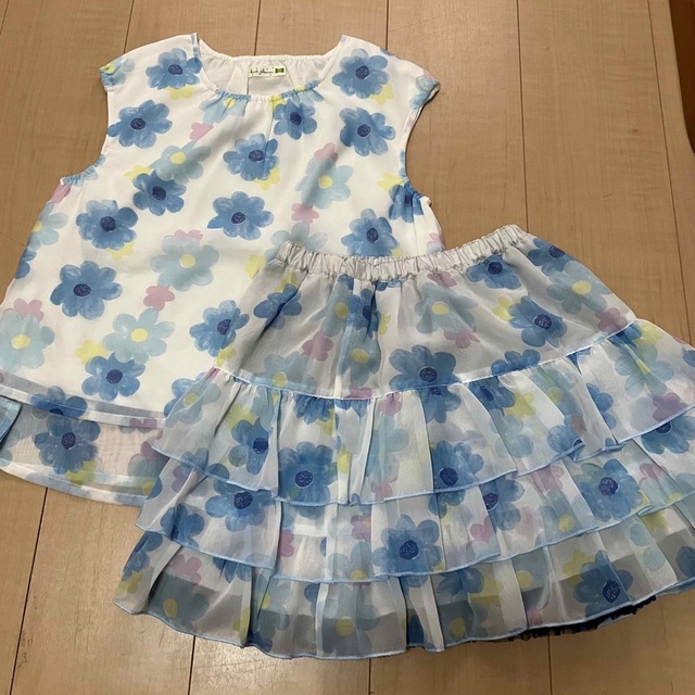 KP(ニットプランナー)のKPニットプランナー☆花柄セット☆140㎝ キッズ/ベビー/マタニティのキッズ服女の子用(90cm~)(スカート)の商品写真