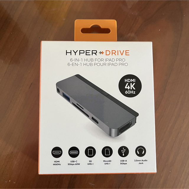 HYPER HyperDrive iPad Pro専用 6-in-1 USB-C スマホ/家電/カメラのPC/タブレット(PC周辺機器)の商品写真