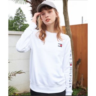 トミーヒルフィガー(TOMMY HILFIGER)の【オンライン限定】フレンチテリー ロゴ ロングスリーブスウェット(トレーナー/スウェット)