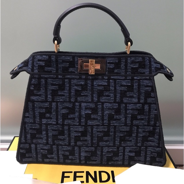 福袋セール】 FENDI - 超美品!! フェンディ アイシーユー FF