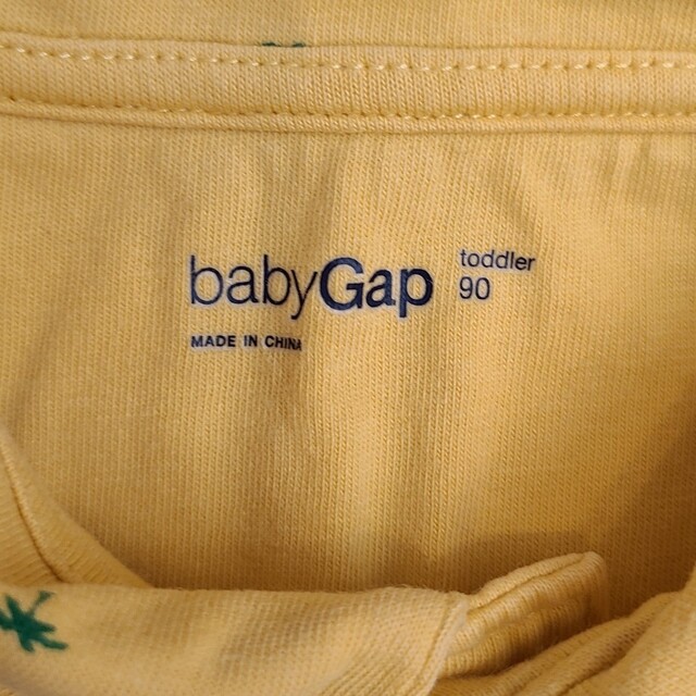 babyGAP(ベビーギャップ)のGAP　シャツ　90 キッズ/ベビー/マタニティのキッズ服男の子用(90cm~)(Tシャツ/カットソー)の商品写真