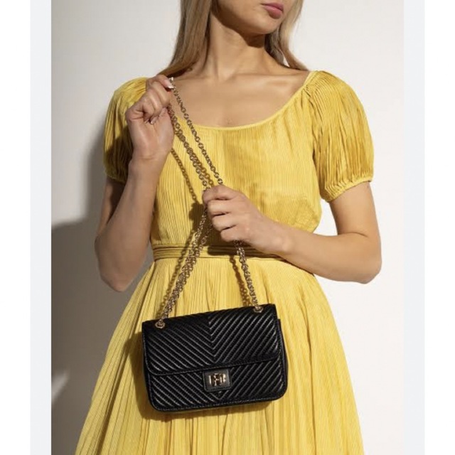 FURLA フルラ ショルダーバッグ ブラックショルダーバッグ