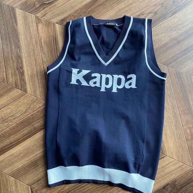 Kappa(カッパ)のKappa 美品！レディースゴルフウェア　軽量ベストレディースMネイビー スポーツ/アウトドアのゴルフ(ウエア)の商品写真