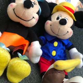 ディズニー ミッキー ミニー プルート ぬいぐるみバッジ チャーム