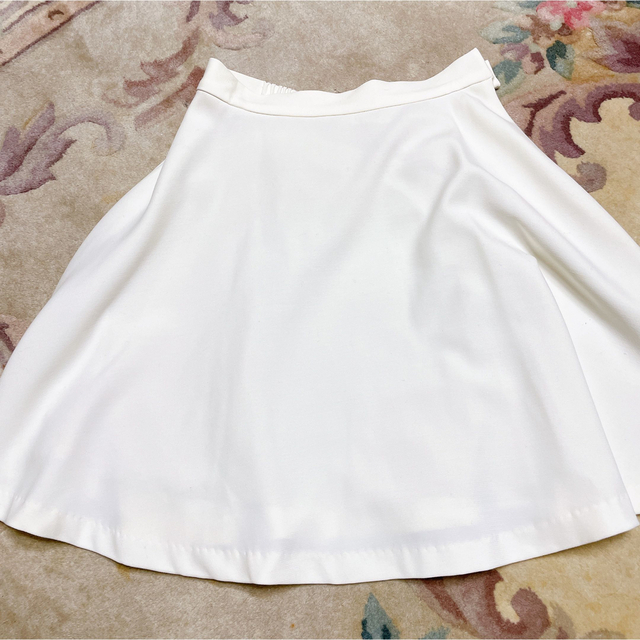 KBF(ケービーエフ)のKBF スカート レディースのスカート(ひざ丈スカート)の商品写真